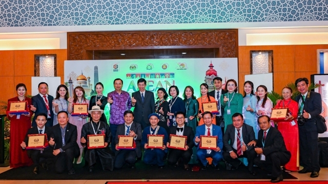 Hành trình đánh thức du lịch quê hương