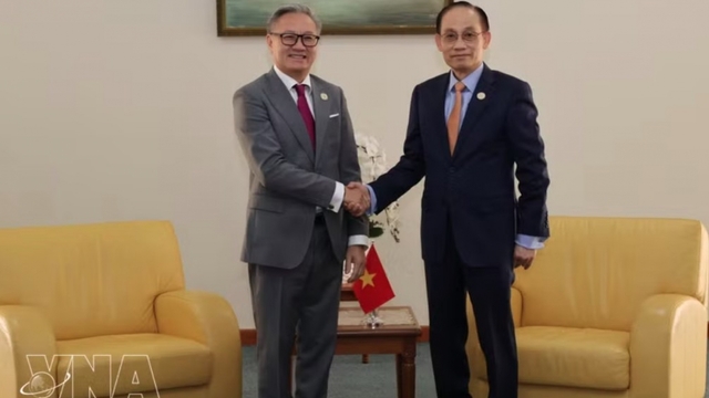 Vietnam steps up bilateral ties with ASEAN and EU, promotes cultural diplomacy in Brunei
