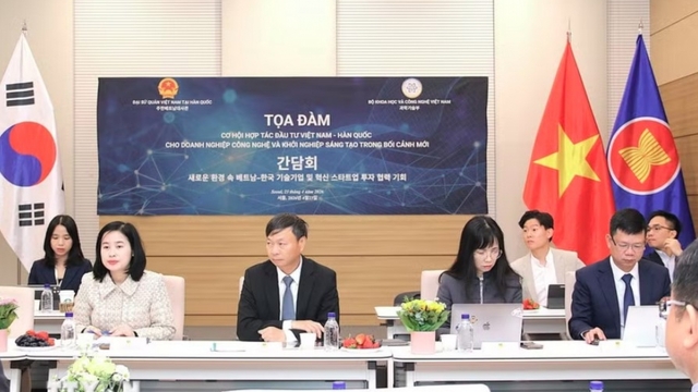 Vietnam and RoK foster cooperation to attract high-tech investment