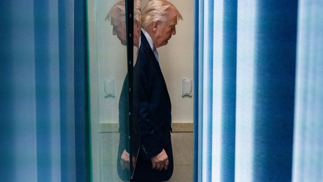 Những lần Tổng thống Trump đặt tối hậu thư cho Iran rồi tiếp tục trì hoãn