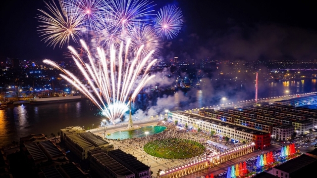 Cư dân nói về “cuộc đời đáng sống hơn mỗi ngày” tại Vinhomes Royal Island