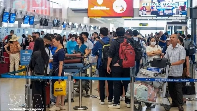 Noi Bai international airport braces for up to 15% surge in holiday passengers