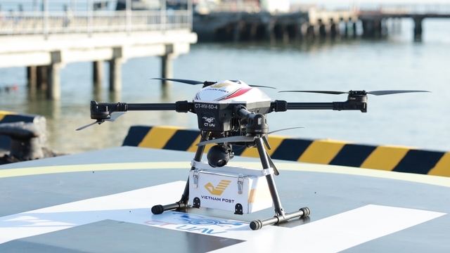 Giao hàng bằng UAV, TP.HCM “mở lối” cho logistics thông minh