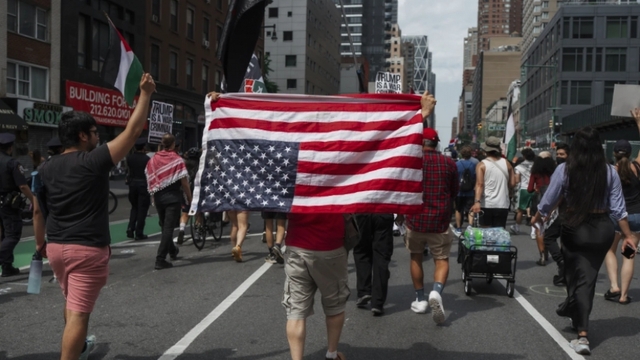 Người Mỹ hoài nghi chiến dịch chống Iran, lo cái giá phải trả quá lớn