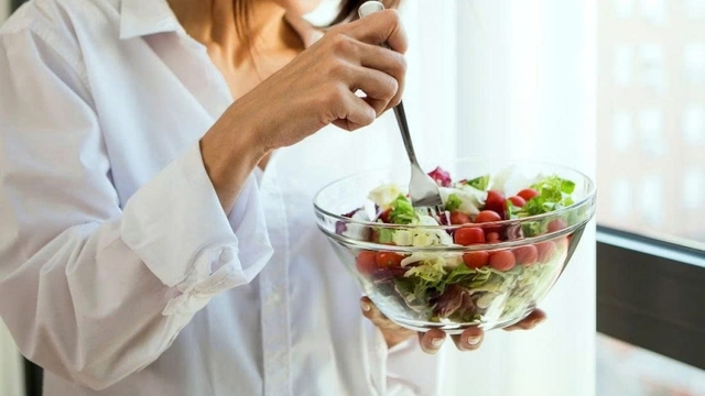 Làm sao để mặt thon gọn? Gợi ý cách giảm mỡ mặt hiệu quả ngay tại nhà