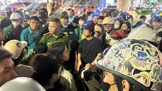 Điều tra vụ nữ tài xế xe ôm công nghệ bị hành hung ở Cầu Giấy, Hà Nội