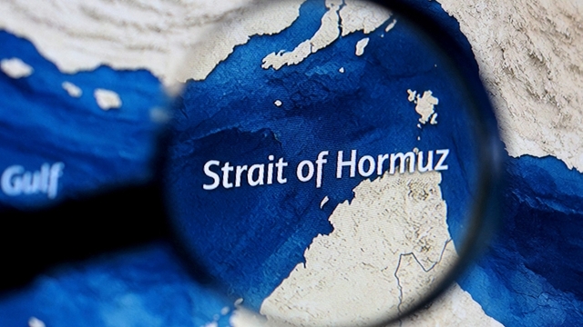 Eo biển Hormuz: “Khoảng trống 21 hải lý” có thể làm rung chuyển trật tự toàn cầu