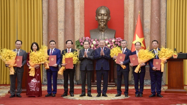 Tổng Bí thư, Chủ tịch nước trao Quyết định bổ nhiệm các thành viên Chính phủ