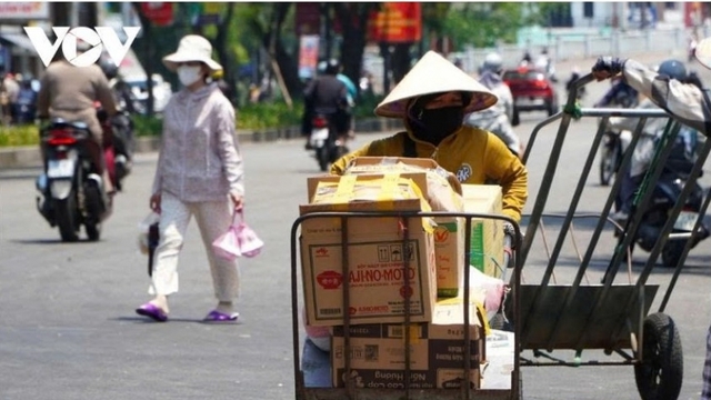 Thời tiết ngày 13/4: Nắng nóng diện rộng, Trung Bộ có nơi trên 40 độ C