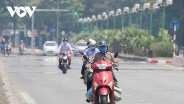 Hôm nay (11/4), nhiều nơi tiếp tục nắng nóng gay gắt trên 40 độ C