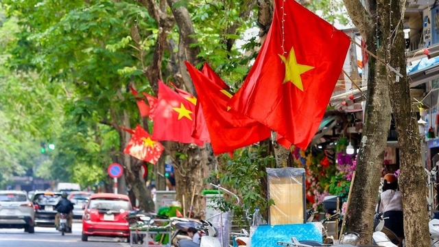 Bộ Nội vụ chốt phương án không nghỉ liền 9 ngày dịp Giỗ Tổ, 30/4 và 1/5