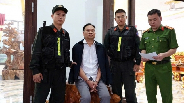 Nóng 24h ngày 1/4: Khởi tố thêm nhiều cán bộ liên quan vụ DN “xã hội đen"