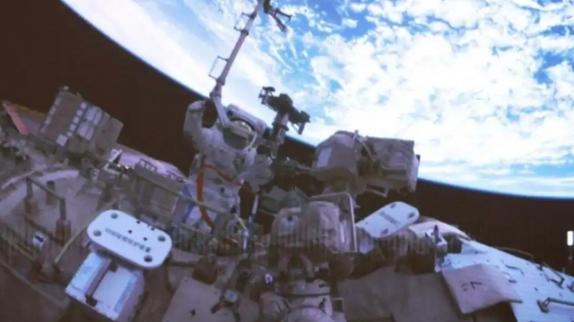 Phi hành đoàn Thần Châu-21 của Trung Quốc sẽ kéo dài thời gian trên quỹ đạo