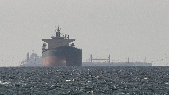 Mỹ sẽ phong tỏa eo biển Hormuz như thế nào?