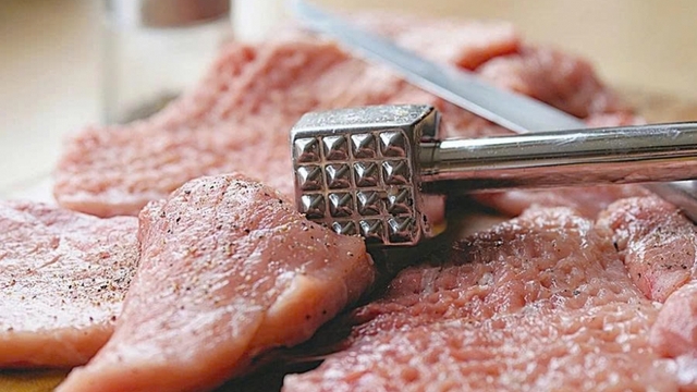 Mẹo nhỏ giúp thịt lợn mềm mọng, ăn một lần là nhớ