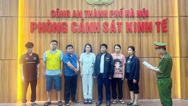 Các đối tượng "tuồn" thịt lợn bệnh vào trường học đã móc nối với cán bộ kiểm dịch