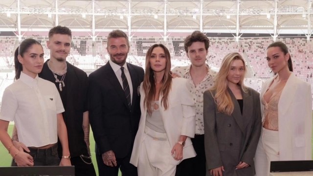 Victoria Beckham đón tuổi 52: Hạnh phúc tròn đầy, riêng Brooklyn vẫn im lặng