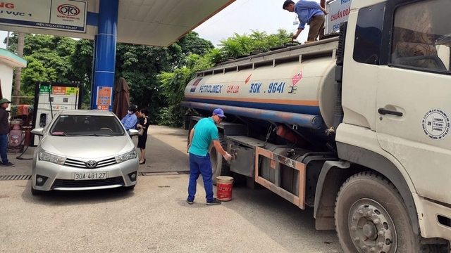 Bán đại trà xăng E10 từ 30/4/2026: Doanh nghiệp xăng dầu rất trăn trở