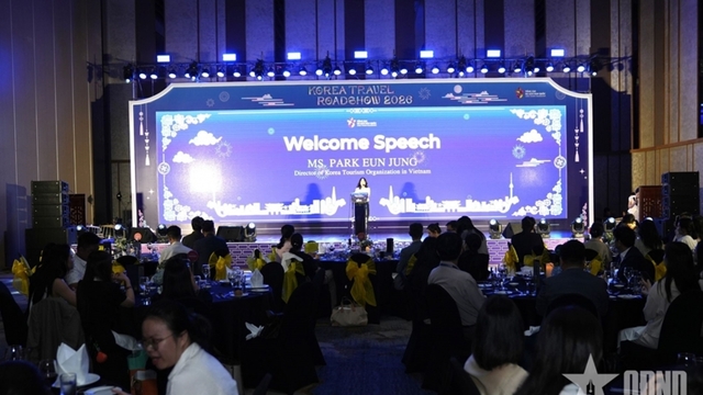 Korea Travel Roadshow 2026 in Da Nang expands Vietnam-RoK tourism cooperation