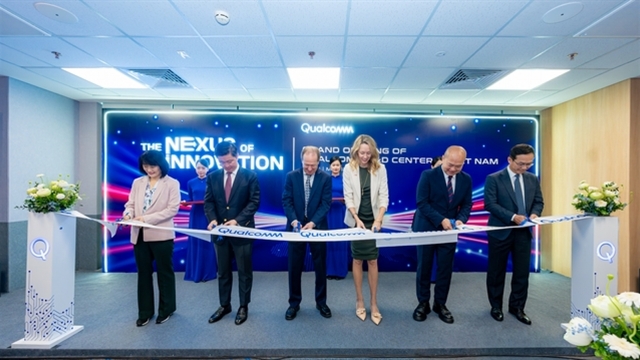Qualcomm opens Hanoi R&D Centre to expand semiconductor, AI operations in VN