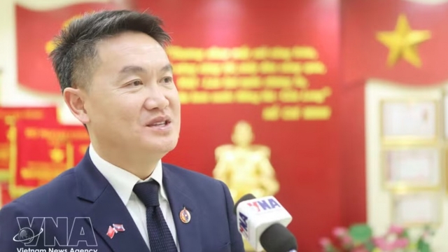 Young Lao leaders hail Vietnam’s development achievements