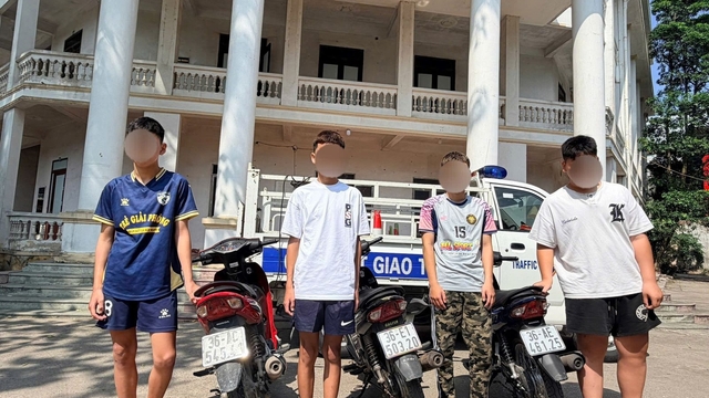 Nhóm thanh thiếu niên lạng lách trên Quốc lộ 1 bị phạt gần 50 triệu đồng