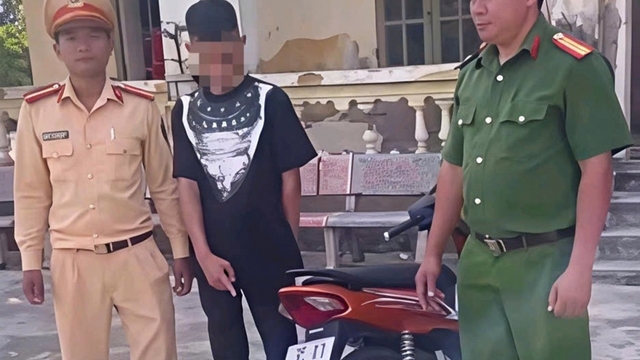 Xác minh, xử lý thanh niên bốc đầu xe máy từ clip trên mạng xã hội