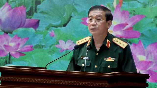 Đấu tranh phản bác các quan điểm sai trái, thù địch để giữ vững ổn định chính trị