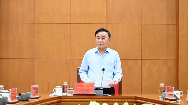 Bộ Chính trị ban hành kế hoạch chống lãng phí, tiêu cực