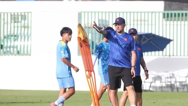 HLV Cristiano Roland: “U17 Việt Nam tự tin đánh bại U17 Yemen”