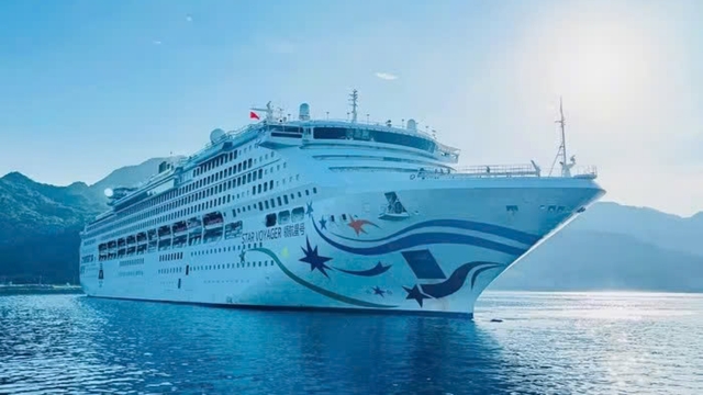 Star Voyager cruise ship brings 1,300 foreign tourists to Khanh Hoa