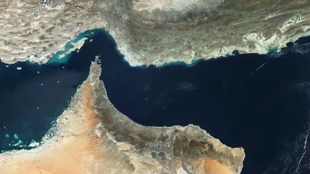 Mỹ đồng ý để Iran tạm giao dịch dầu mỏ trong 60 ngày