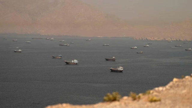 Giá xăng dầu hôm nay 22/6: Giá dầu Brent tăng khi Iran lại đóng cửa eo biển Hormuz