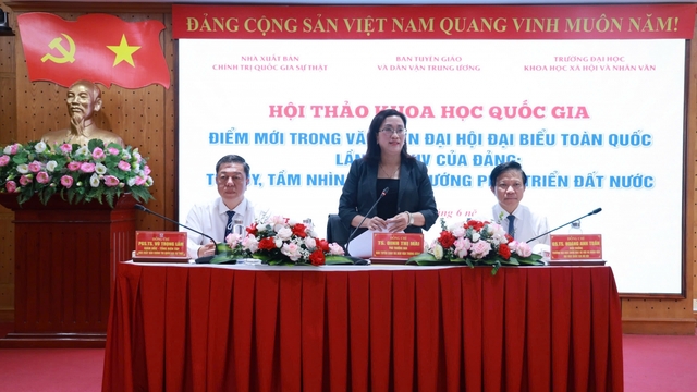 Làm sâu sắc vấn đề lý luận và thực tiễn đặt ra trong triển khai văn kiện đại hội