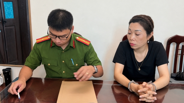 Khởi tố người phụ nữ ở Ninh Bình lừa hơn 559 triệu đồng bằng chiêu "chạy án"