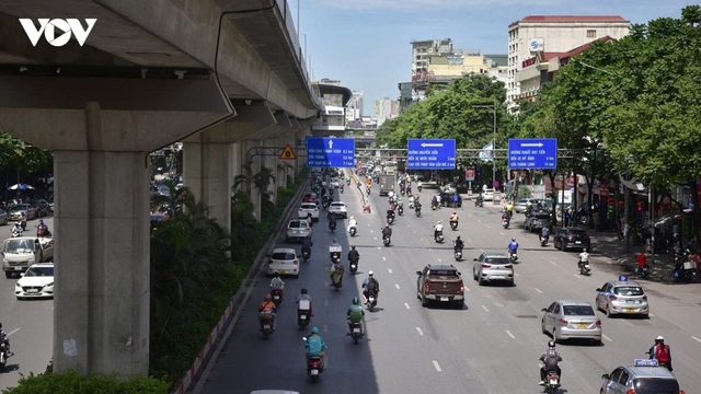 Thời tiết hôm nay 25/6: Miền Bắc, miền Trung nắng nóng, miền Nam có mưa rào