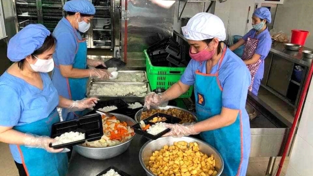 Điểm thi Hà Nội dự kiến chuẩn bị 500 suất cơm, đón sĩ tử nghỉ trưa
