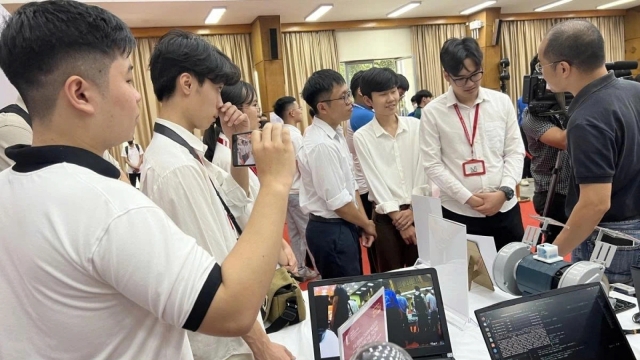 Đại học đổi mới sáng tạo: Nghiên cứu từ thị trường, không chỉ từ phòng thí nghiệm