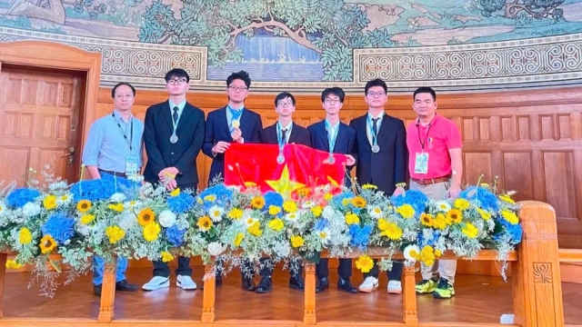 Việt Nam đoạt 5 huy chương tại Olympic Vật lý châu Âu