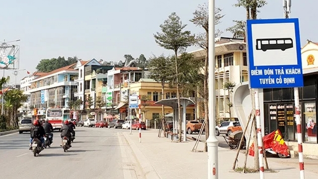 Siết chặt quản lý xe hợp đồng và bổ sung quy định về đón, trả khách