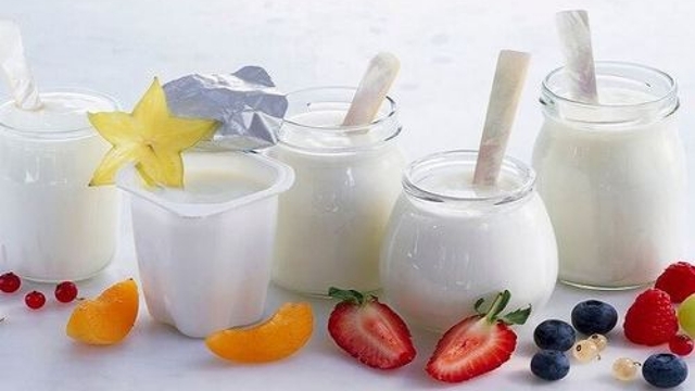 Khi nào sữa chua giúp giảm đầy bụng và khi nào nên tránh?