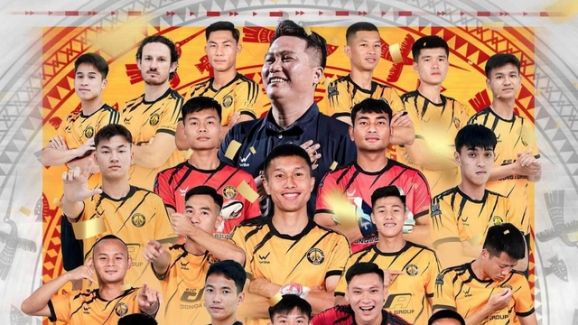 CLB Thanh Hóa trụ hạng sớm, HLV Mai Xuân Hợp gửi tâm thư tới người hâm mộ