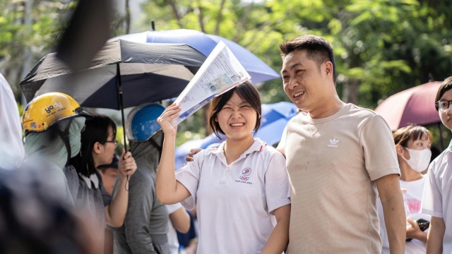 Chiều nay, thi môn Toán kỳ thi lớp 10 Trường THPT Chuyên ĐH Sư phạm Hà Nội