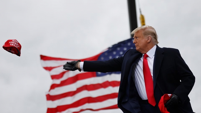 Ông Trump đón sinh nhật 80 tuổi, vẫn tự tin về năng lực lãnh đạo