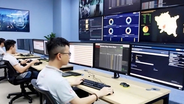Chính phủ phát động cao điểm 100 ngày, tháo gỡ điểm nghẽn chuyển đổi số