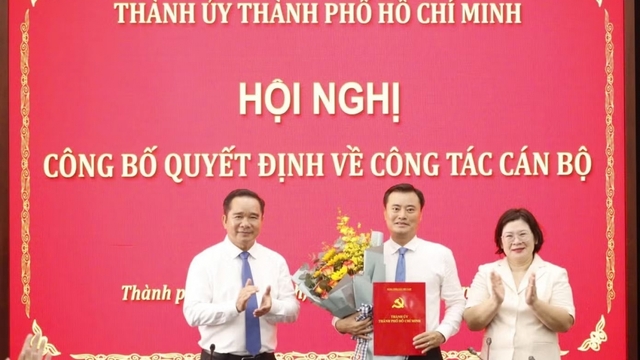 Phê chuẩn miễn nhiệm chức Phó Chủ tịch UBND TP.HCM với ông Bùi Xuân Cường