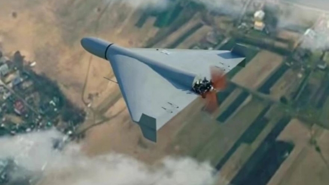 Thời sự quốc tế sáng 25/7: Nga tập kích cơ sở lắp ráp UAV tầm xa của Ukraine