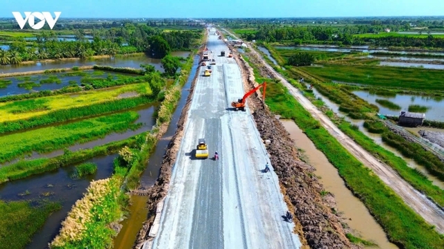 Kiểm điểm, chấn chỉnh tiến độ chậm trễ Dự án cao tốc Cần Thơ - Cà Mau