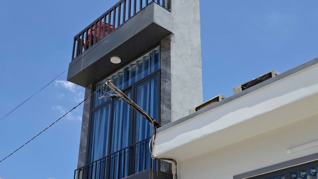Sau giải tỏa rạch Xuyên Tâm, nhiều gia đình ở lại trong căn nhà vài m2