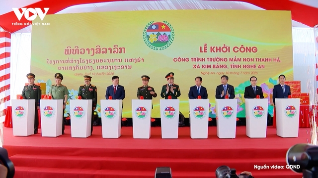 Khởi công ngôi trường mang dấu ấn tình đoàn kết Việt Nam - Lào